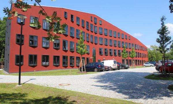 FDG - Fakultäts- u. Drittmittelgebäude, Griebnitzsee